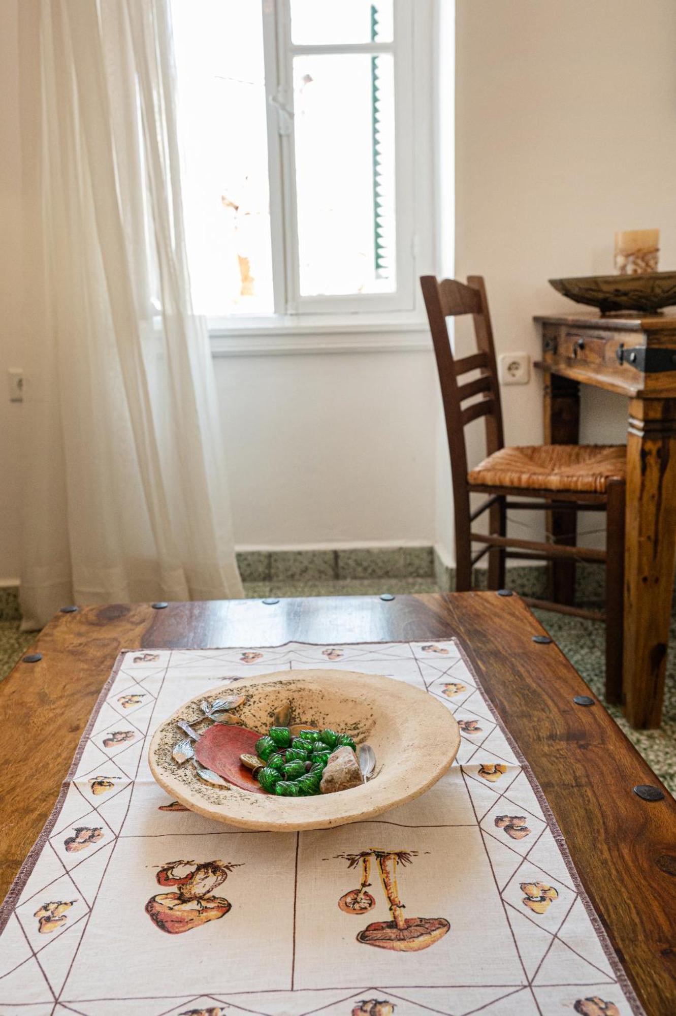 Appartamento Elisabeth's Traditional House In Poros Poros Town