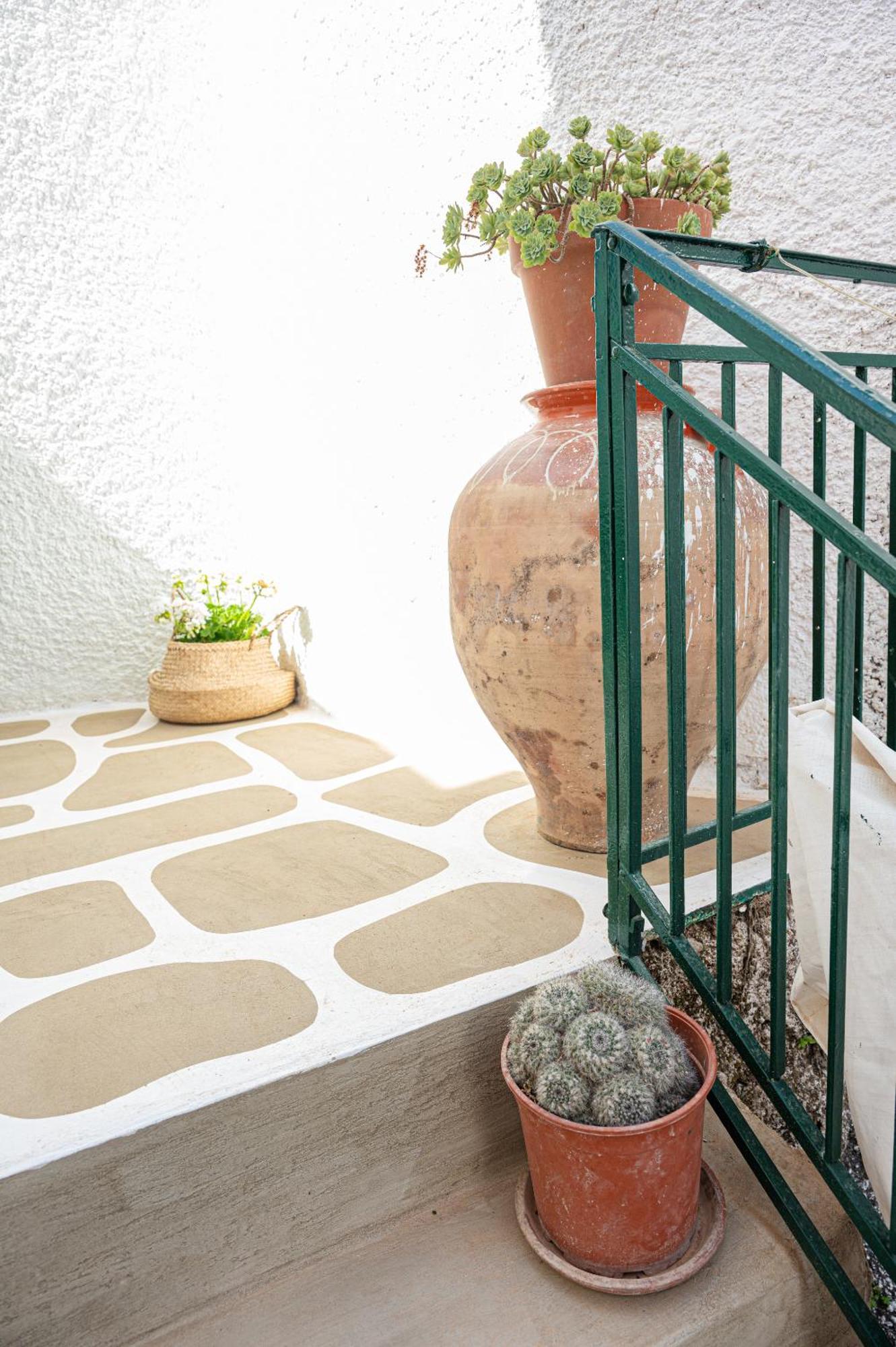 Elisabeth's Traditional House In Poros Poros Town