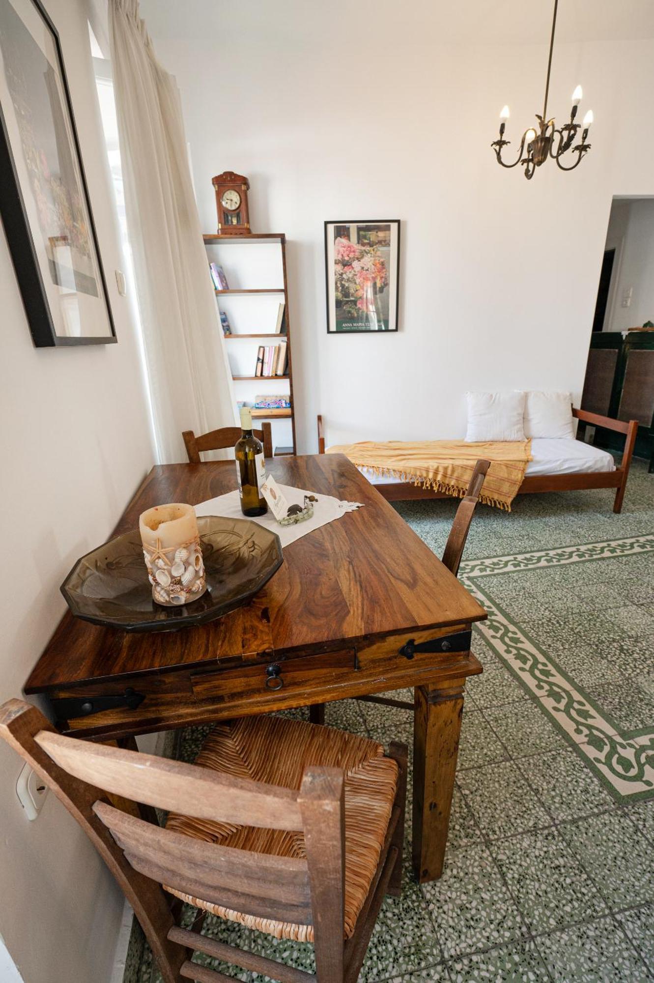 Elisabeth's Traditional House In Poros