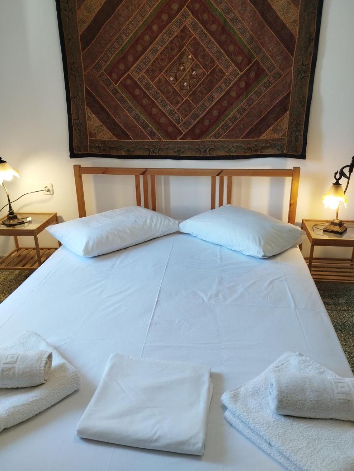 Elisabeth's Traditional House In Poros Poros Town